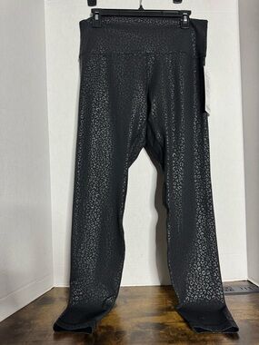 Lululemon Leggings Align HR Pant 28” Size 14 Black Embossed Leopard Pattern New